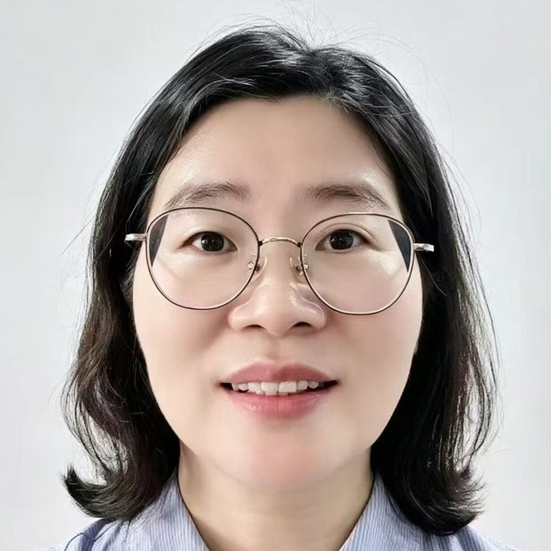 Преподаватель Helen, 汉老师